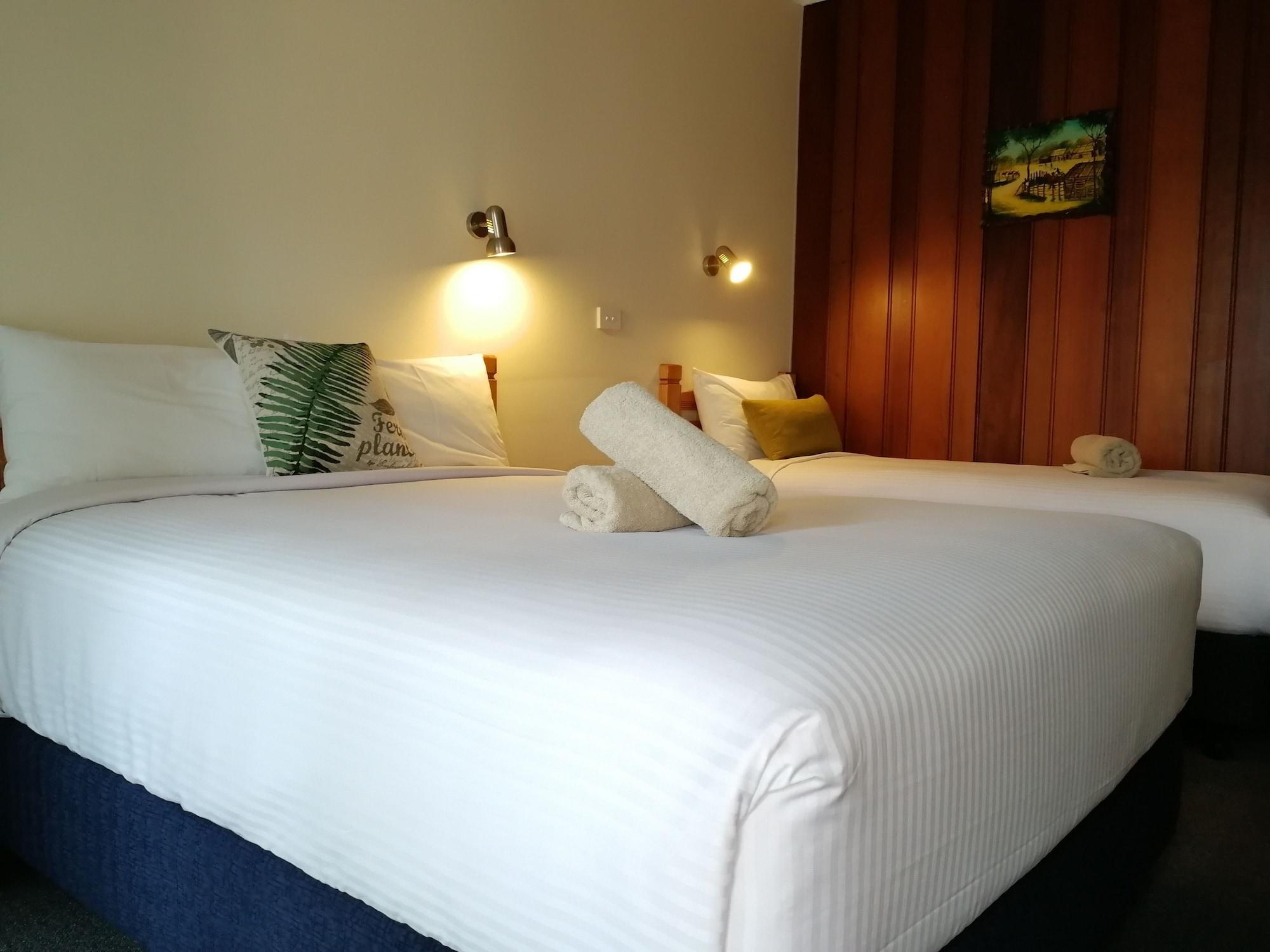 Banjo Paterson Motor Inn Лейкс-Энтранс Экстерьер фото